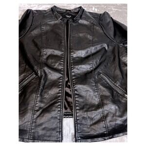 Torrid Black Faux Leather Moto Jacket Plus Size 6 Zip Pocket Minimalist Biker